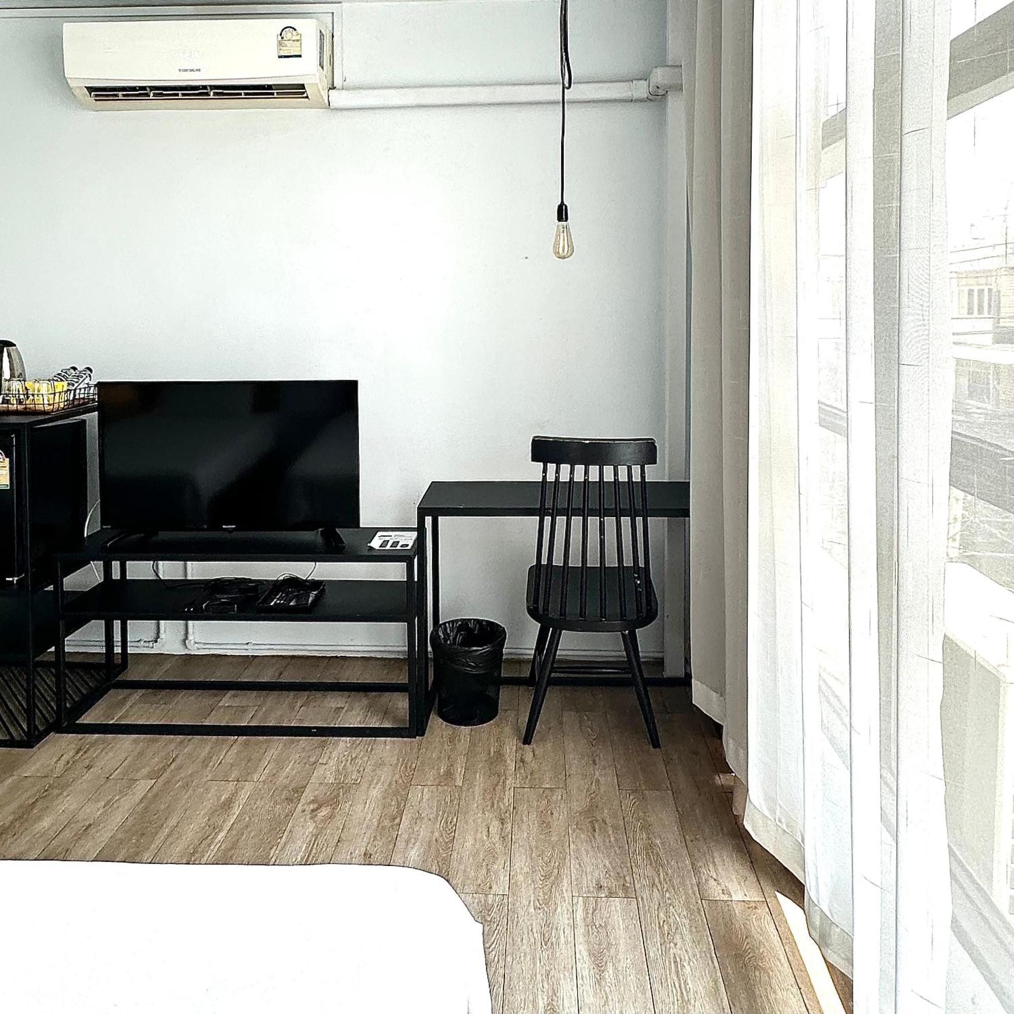 Ostello Beige Poshtels + Netflix Bangkok Esterno foto