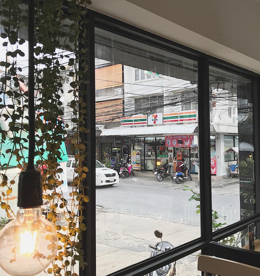 Ostello Beige Poshtels + Netflix Bangkok Esterno foto